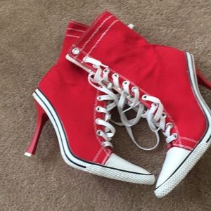 High heel sneakers